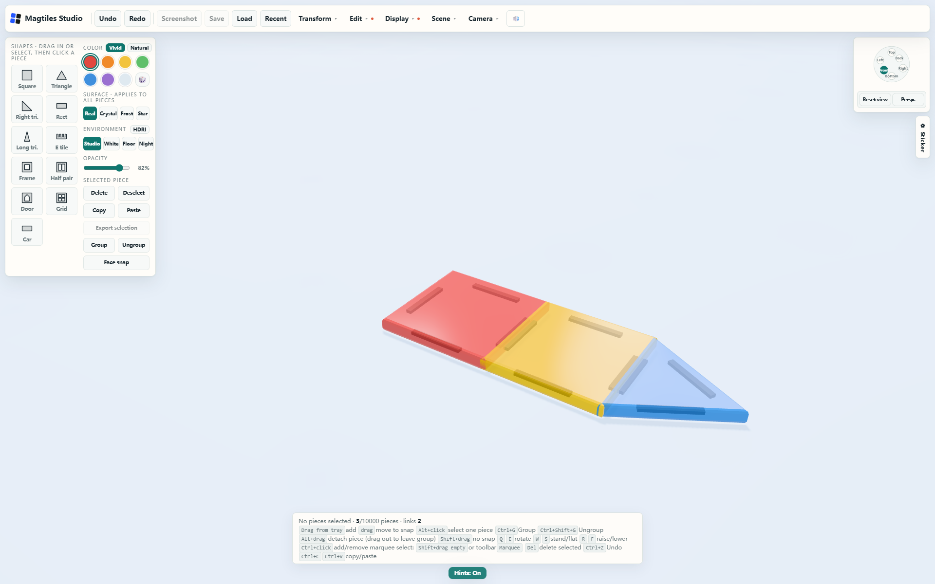 The English Magtiles Studio builder with its shape library, 3D model and view controls